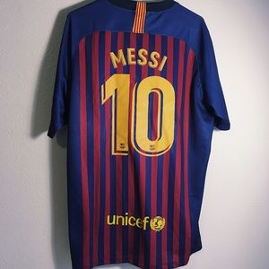 NWT Barcelona Messi Jersey